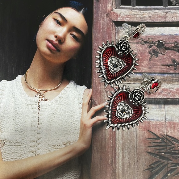 ✨New Dolls Kill Red Heart Angel Wings Dangle Earrings✨ - Picture 8 of 14